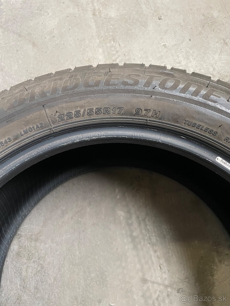 Predám bridgestone blizzak zimné R17