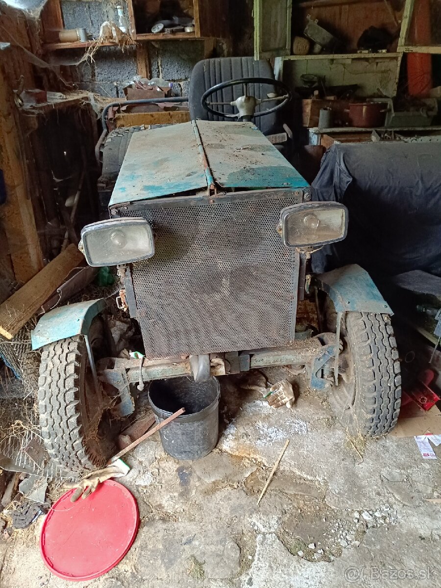 Predám malotraktor motor 1203