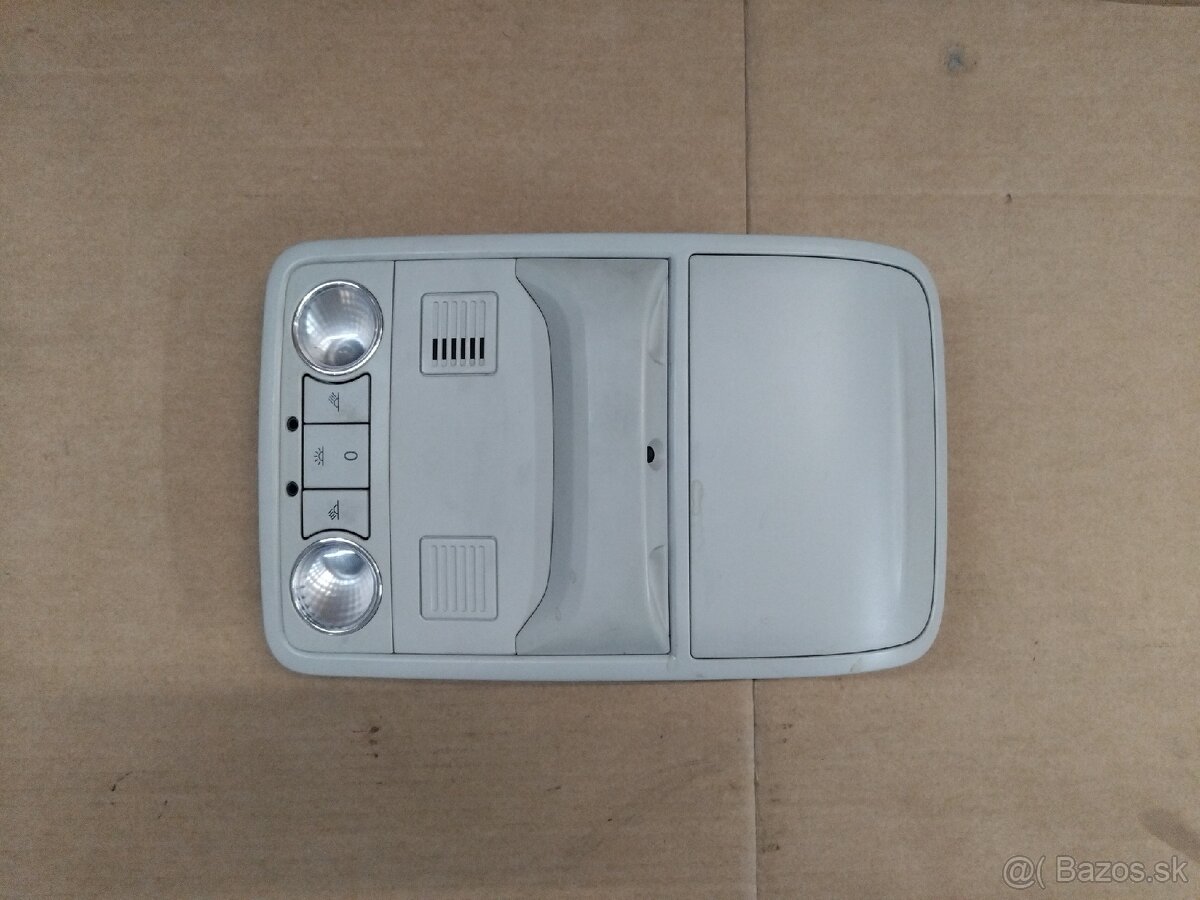 stropné svetlo Octavia 3, Superb 2