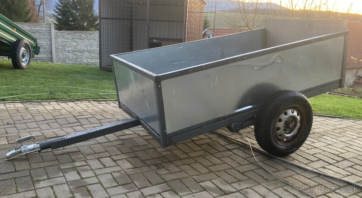 Vlečka za malotraktor