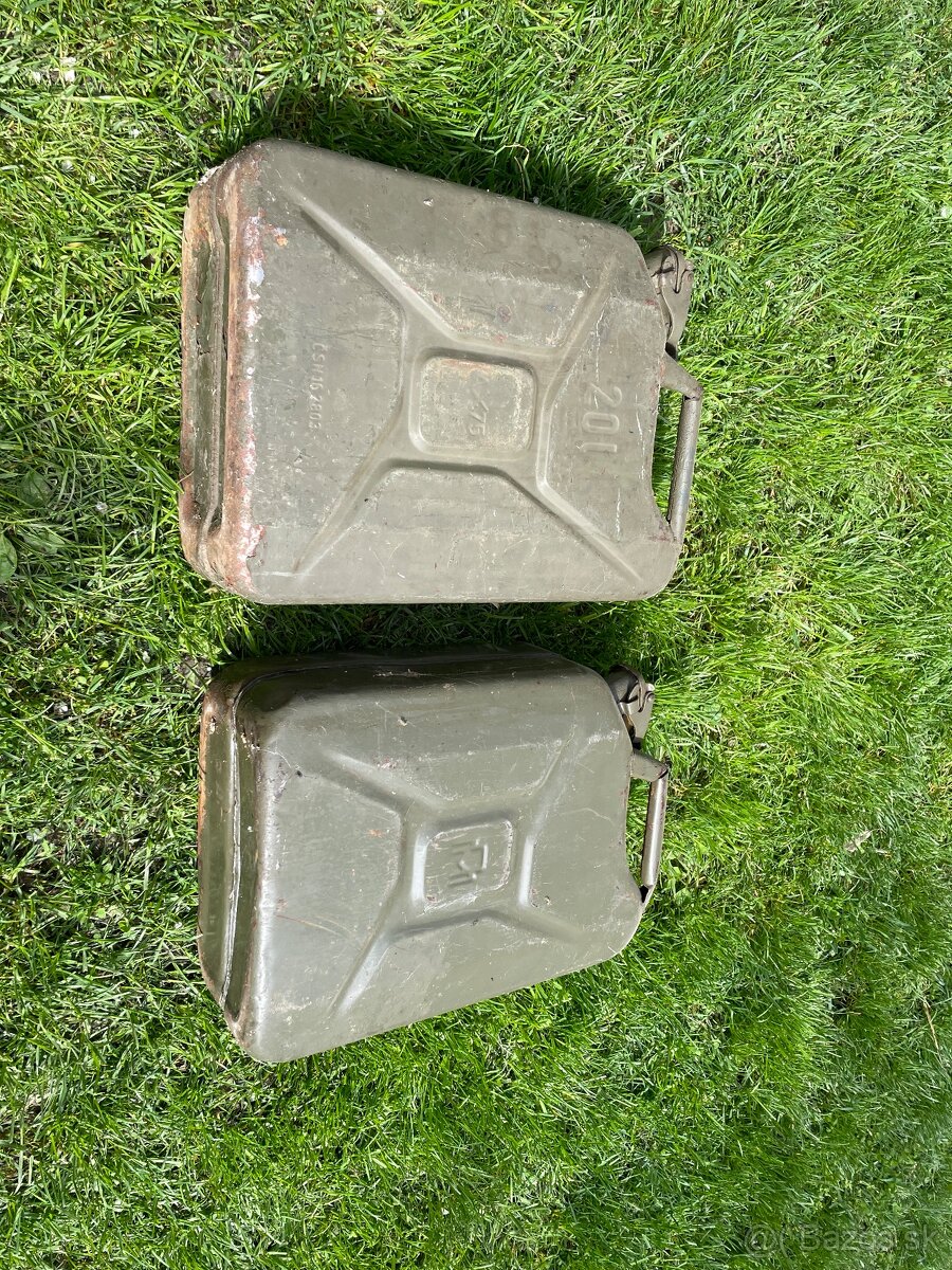 Predám vojenské kanistre bandasky