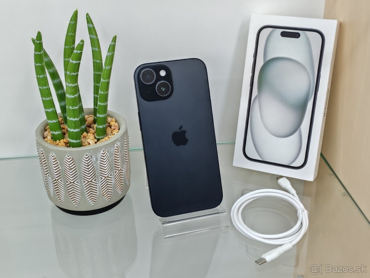 Apple iPhone 15 128GB Black | ZÁNOVNÝ