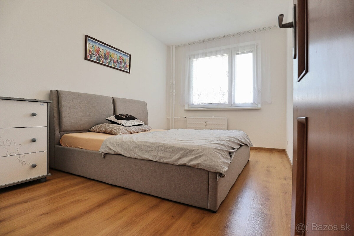 Slnečný 3-izbový byt Solinky