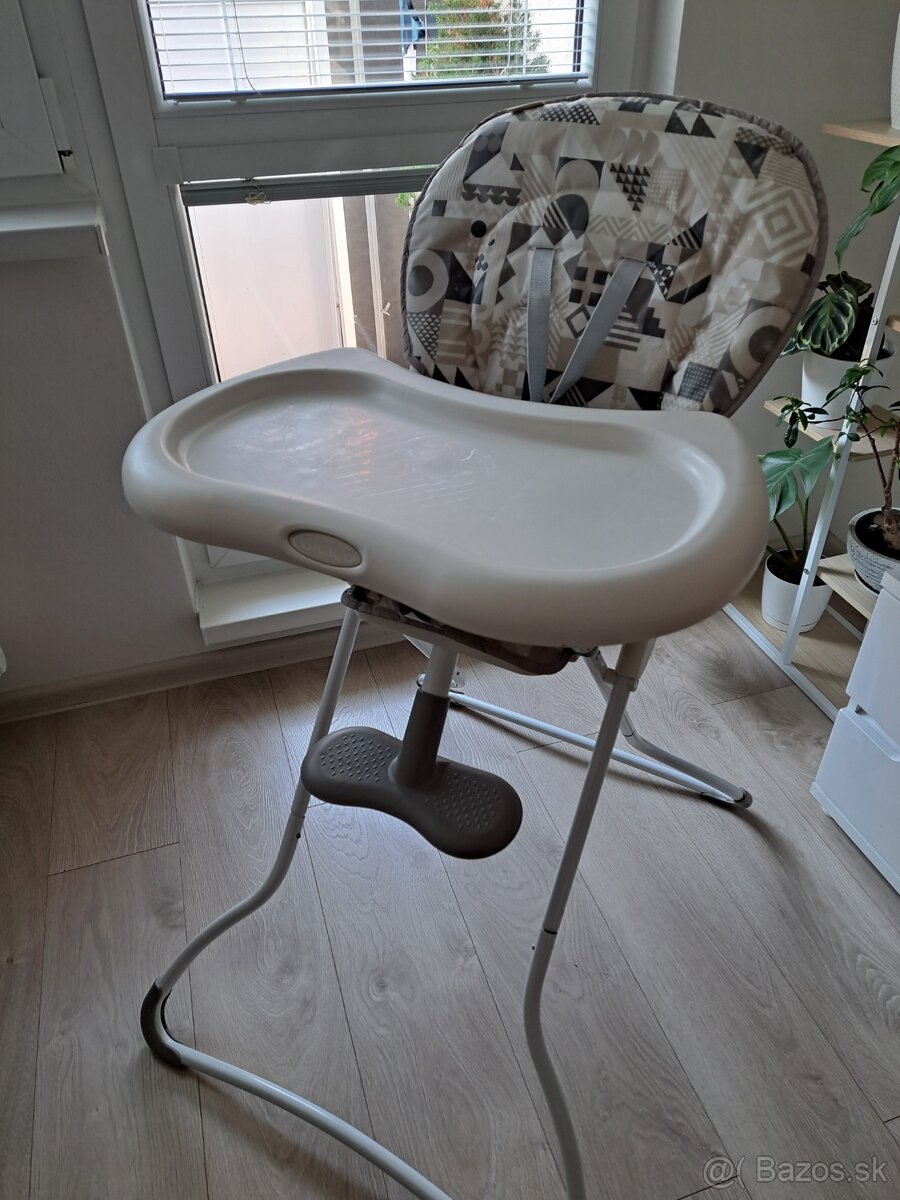Detská jedálenskalá stolička