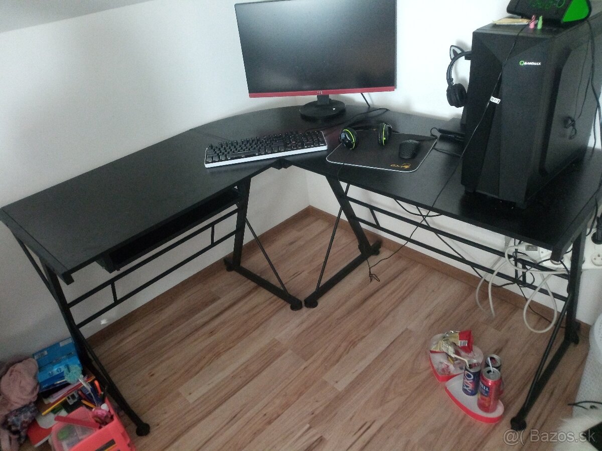 PC stolik