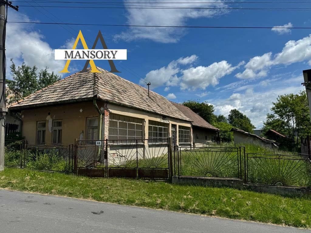 Na predaj starý rodinný dom v obci Lesenice za 21 000 eur na