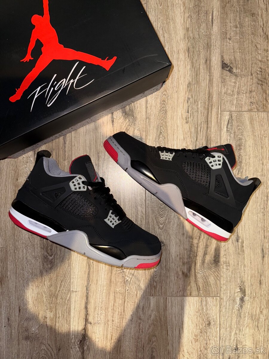 Air Jordan 4 red bull