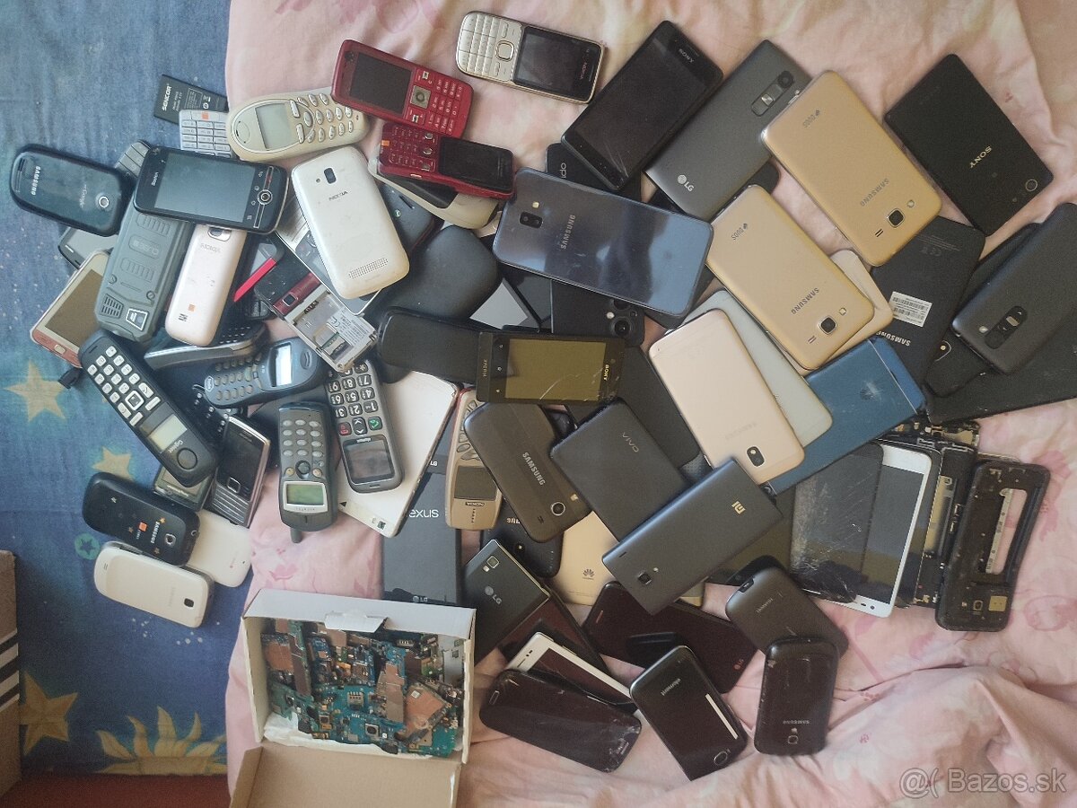 Predám mobily ná náhradné diely