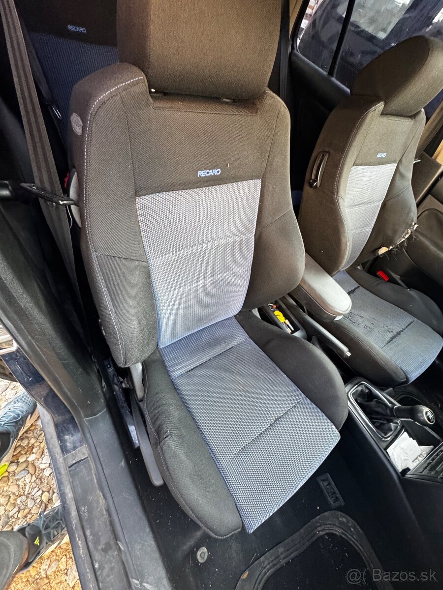 Recaro sedačky z Golf 4