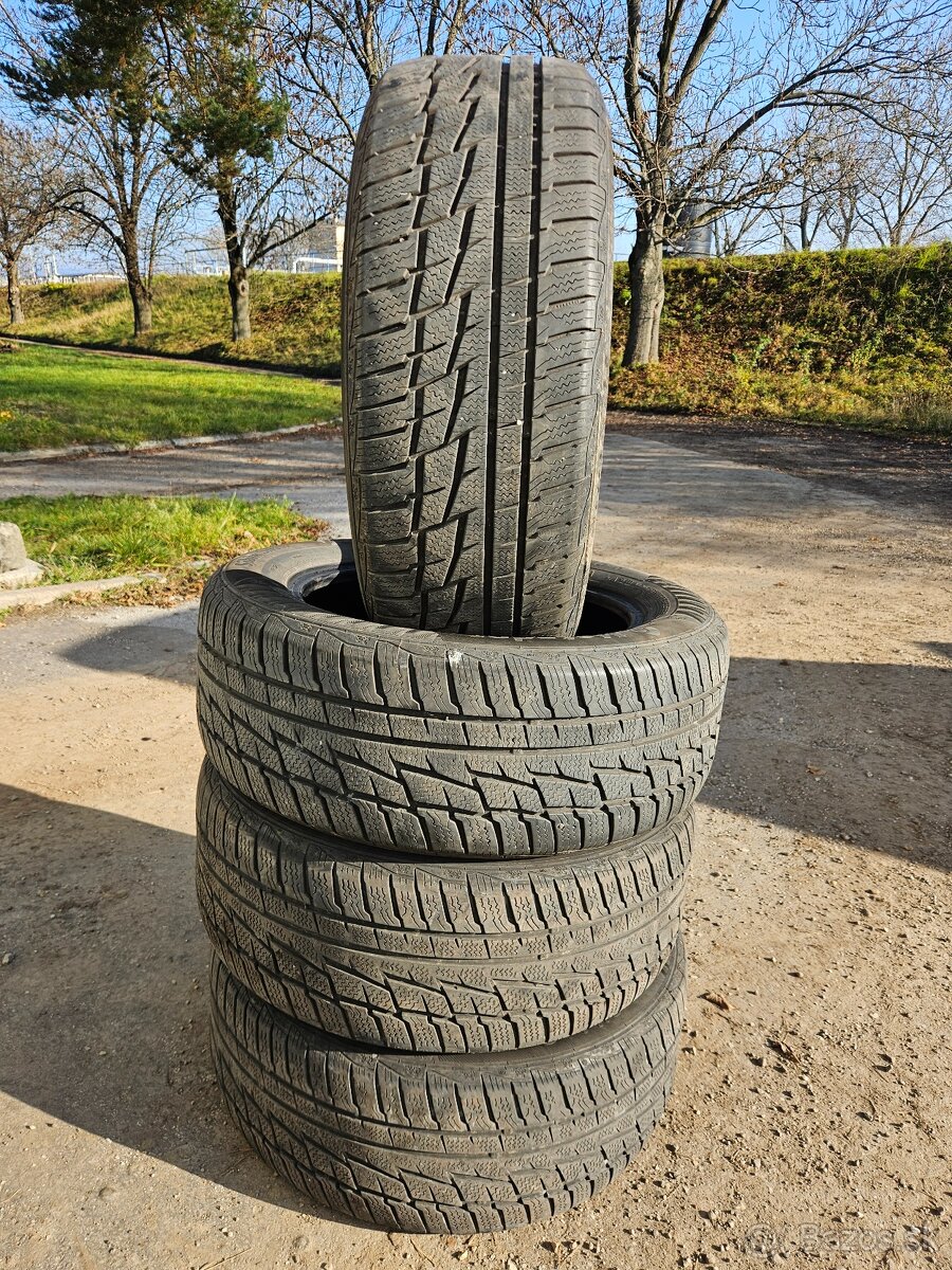Zimne 215/55 R16