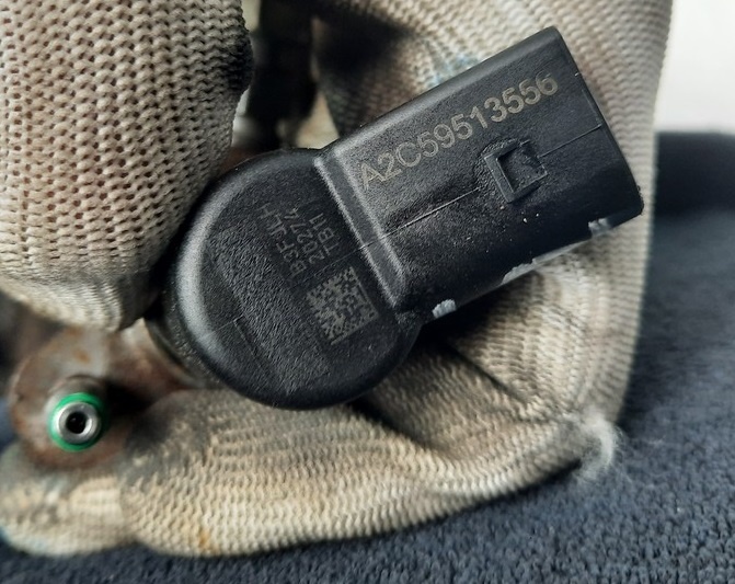 trysky 1.6 TDCI 9802448680 A2C59513556 Peugeot Citroen Ford