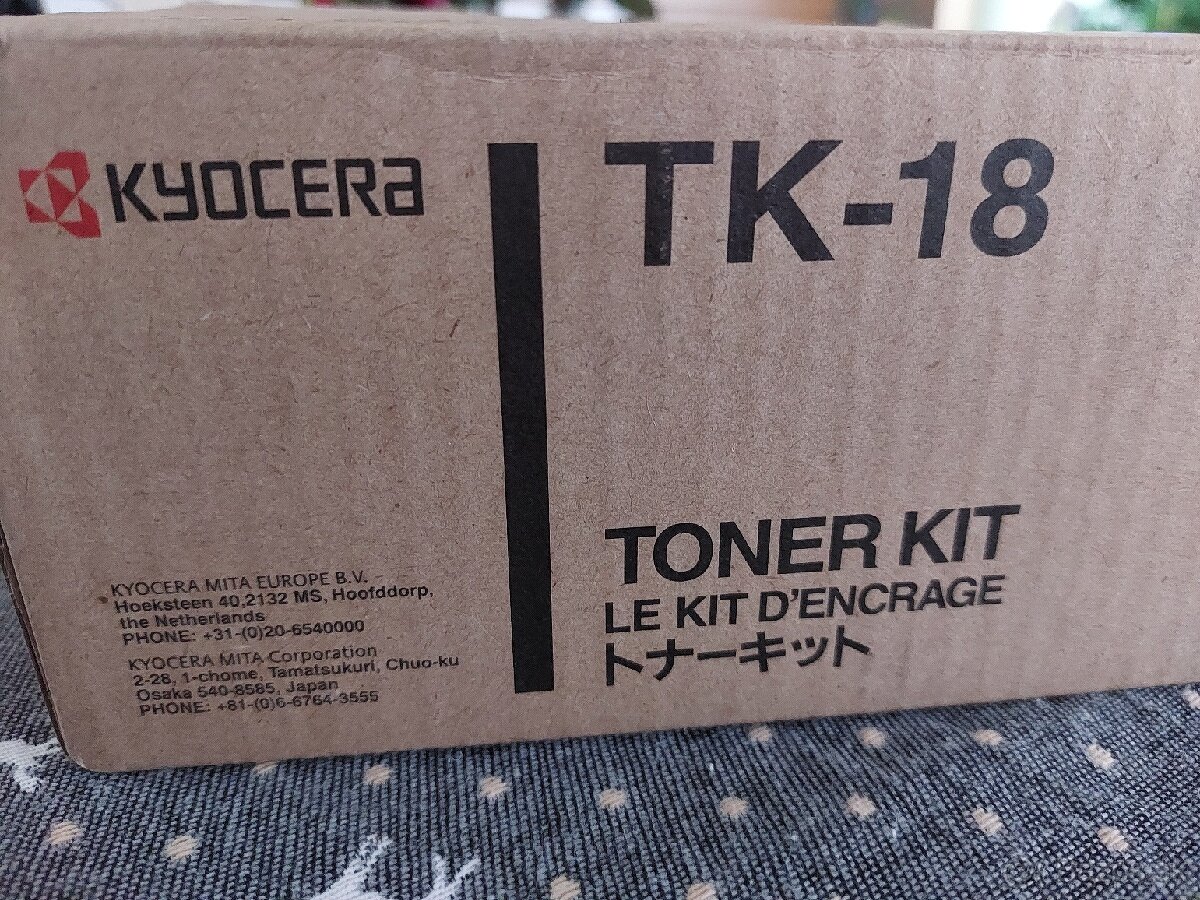 Toner kit KYOCERA TK-18