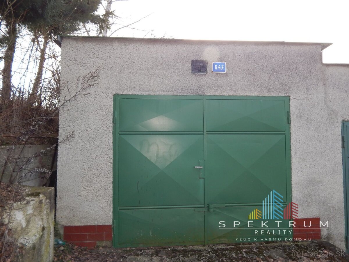 SPEKTRUM REALITY- Na PREDAJ Garáž 28 m2, Handlová, ul. Mier