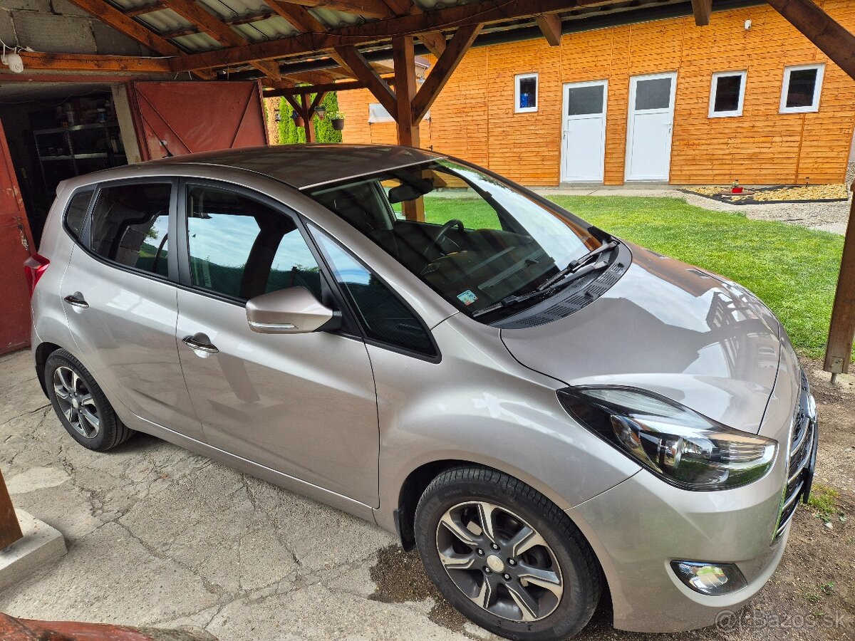 Predám Hyundai iX20 1,6i 6M, STYLE DIZAJN