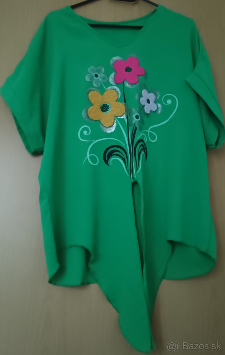 Letná blúzka pre moletky.