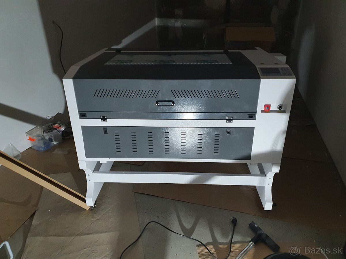 100w, 900x600mm laserová gravírka, ruida