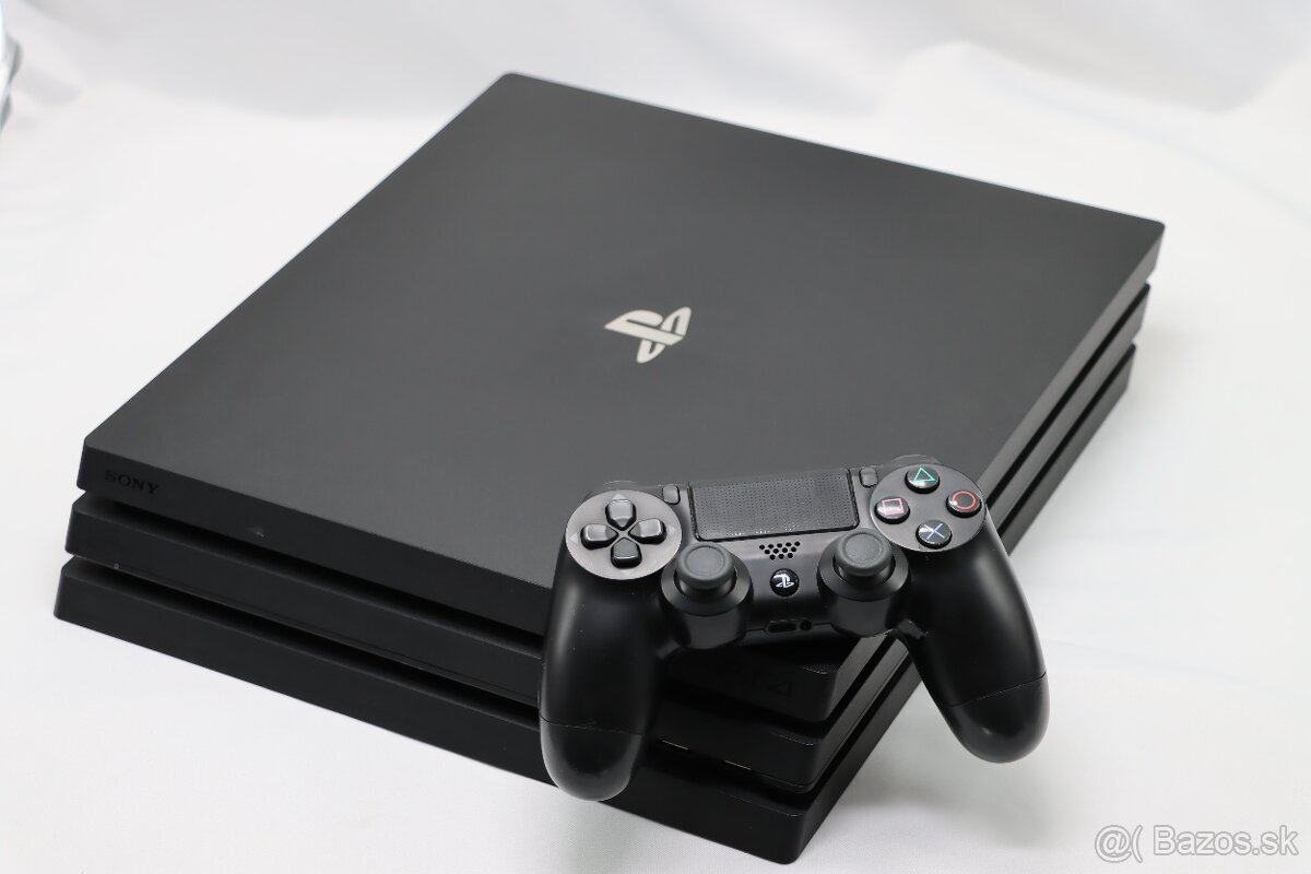 PlayStation 4 Pro 1TB (CUH-7016B) + DualShock 4 + 2 hry