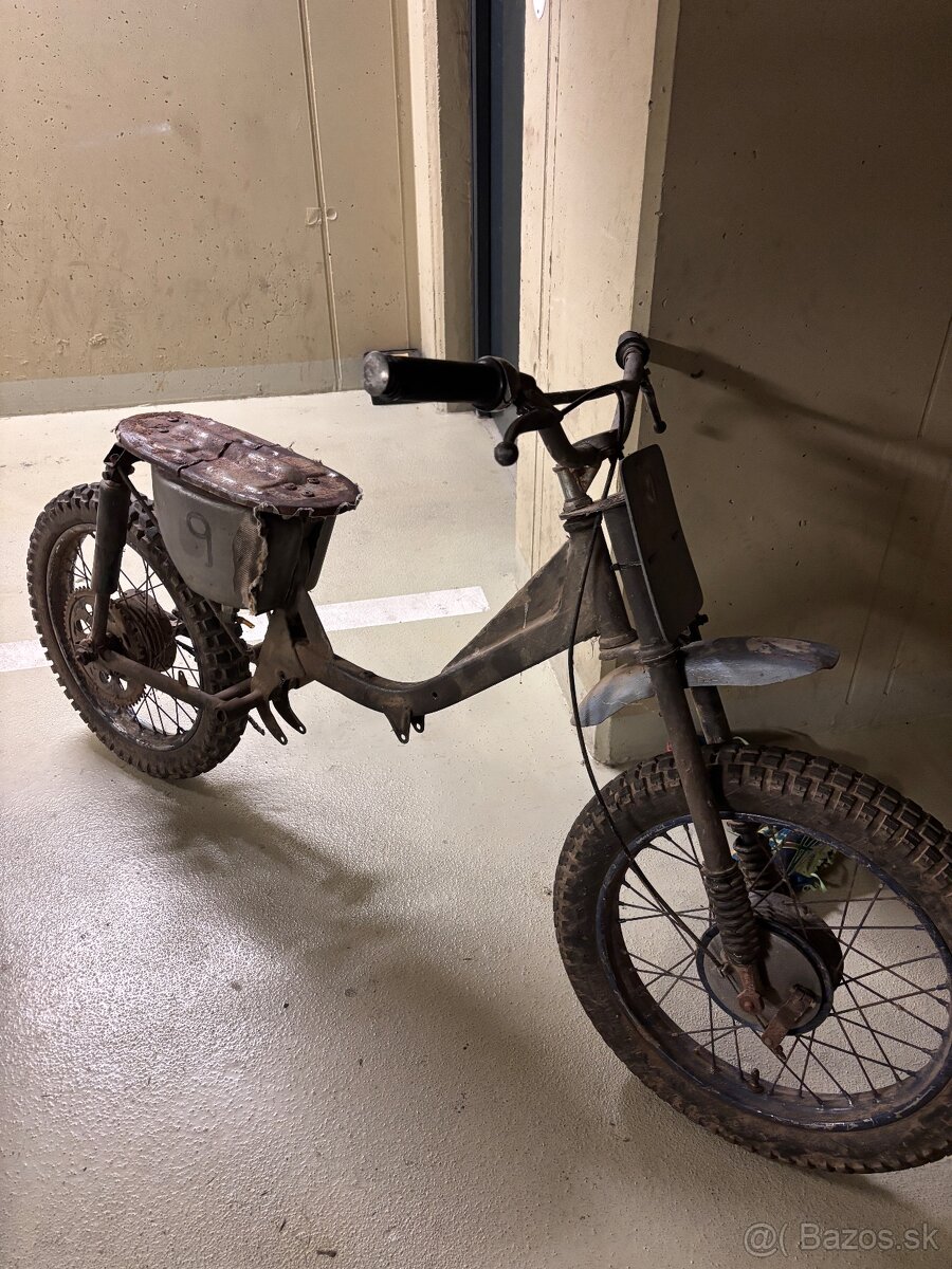 Jawa pionier 21 cross