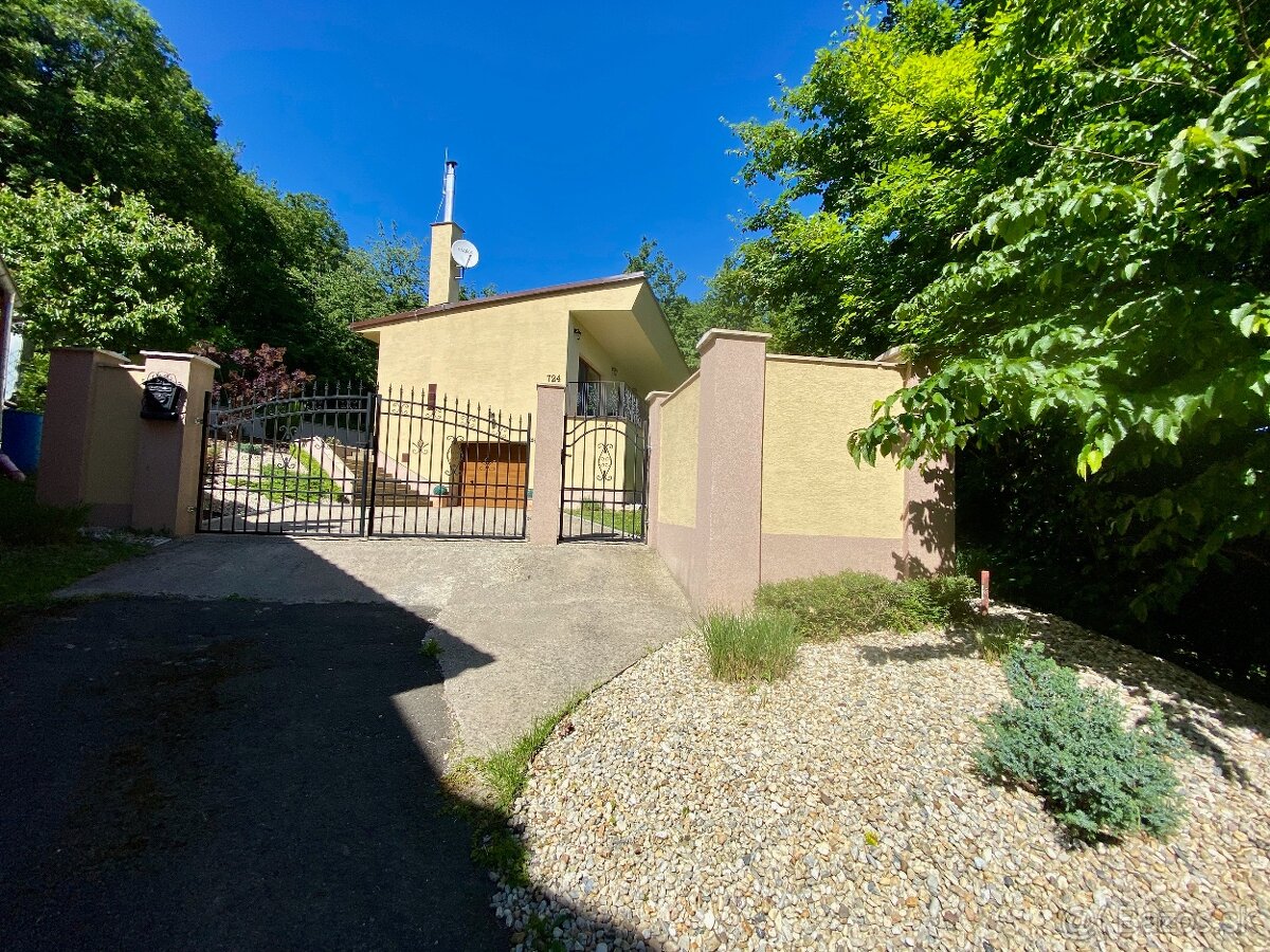 🏡 Celoročná chata Zemplínska Šírava – Kamenec