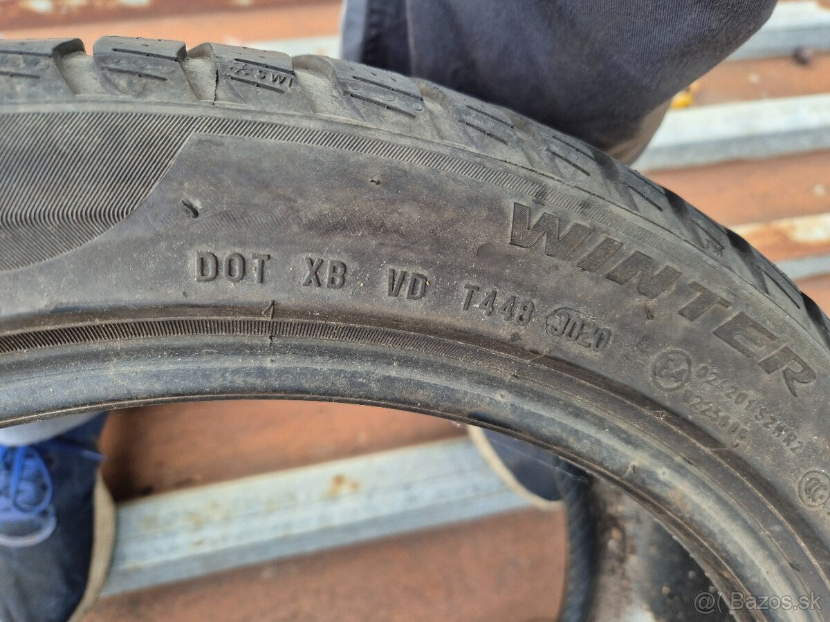 Predam zimne pneu 2x 225/45R18 a 2x 245/40R18 Pirelli