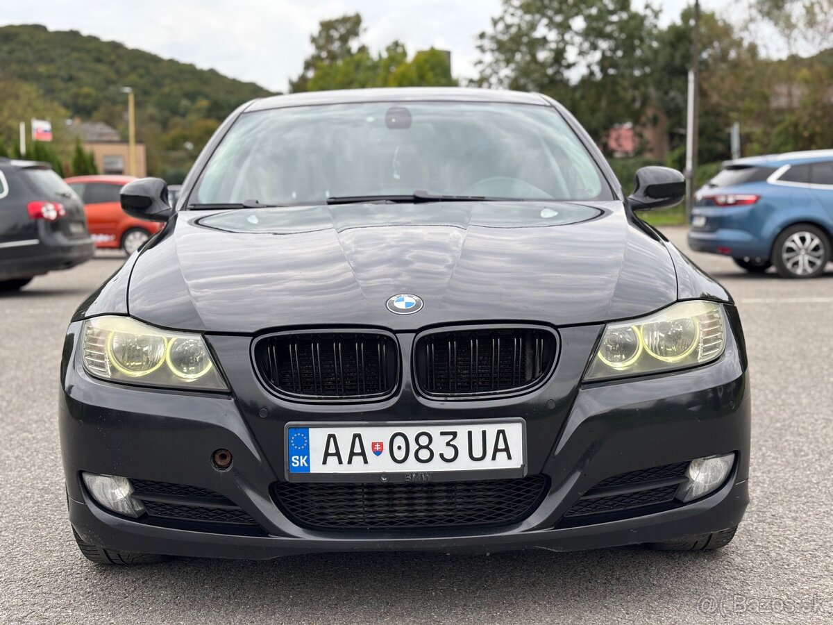 BMW E90 320D
