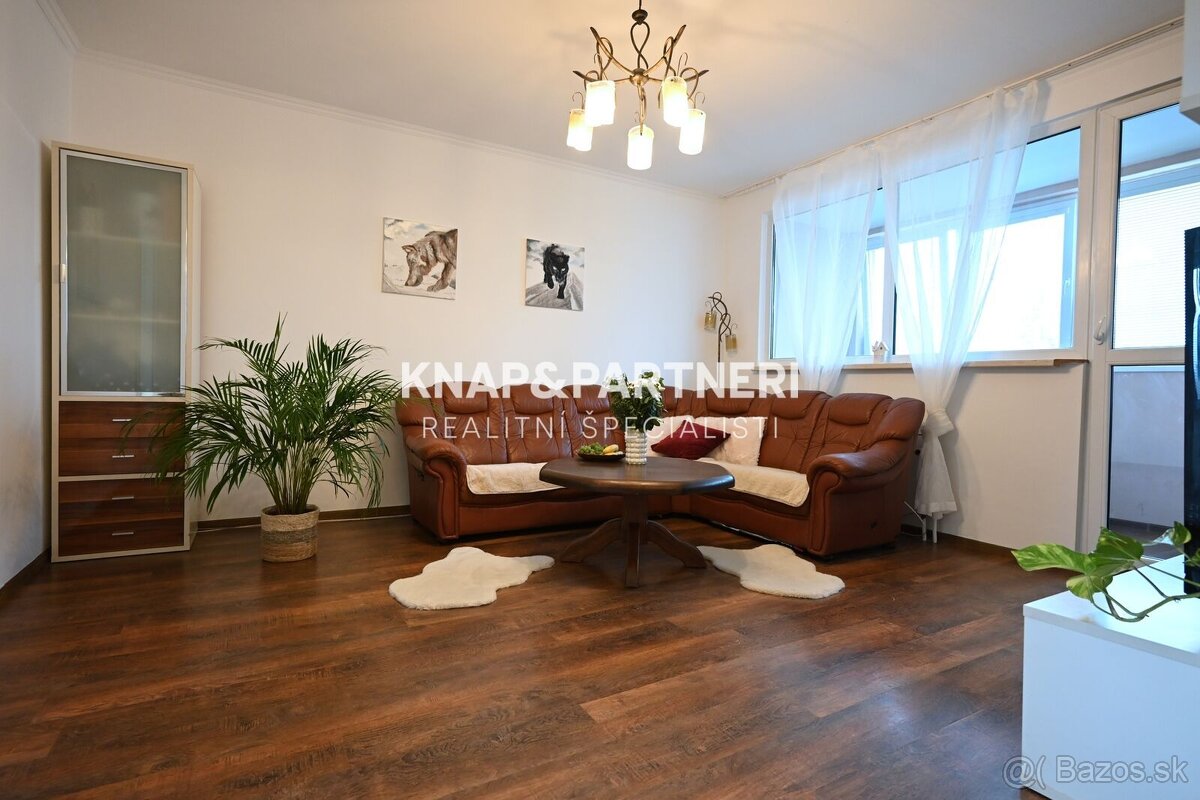 Priestranný 4-izbový byt v tichej lokalite plnej zelene