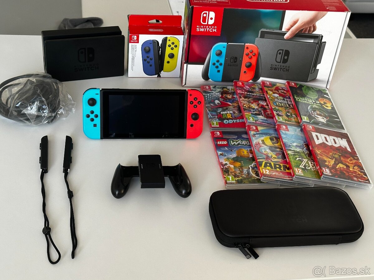 PREDÁM Nintendo Switch OLED - komplet príslušenstvo TOP STAV