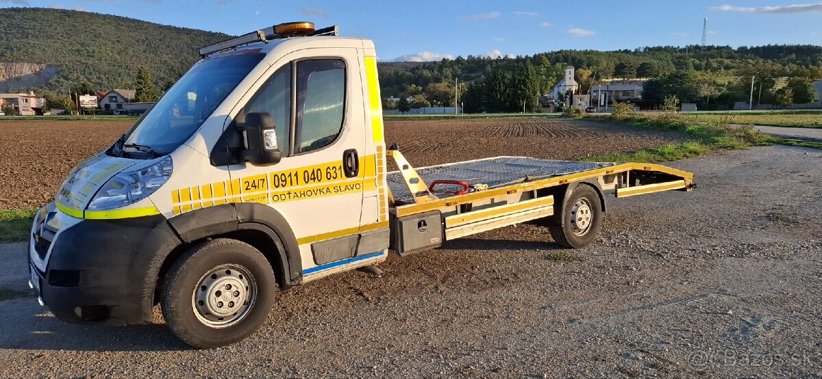 Odtahovy špeciál-odtahovka