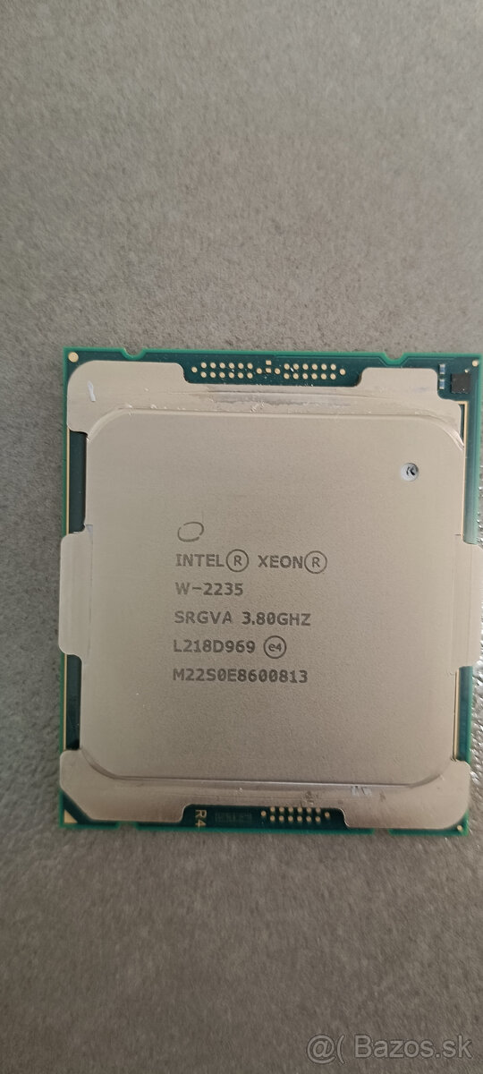 Intel® Xeon® W-2235 Processor