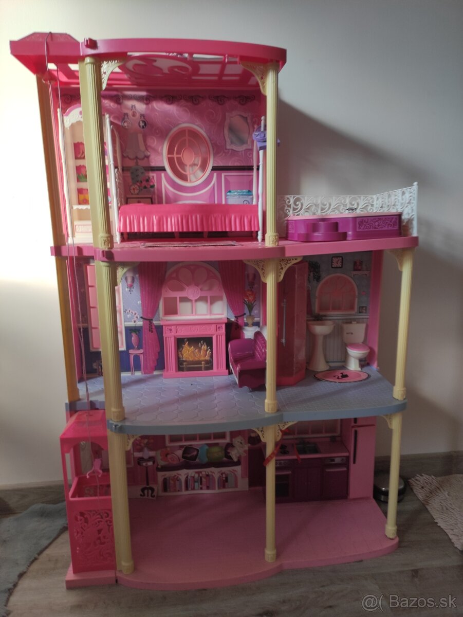 Dom pre Barbie