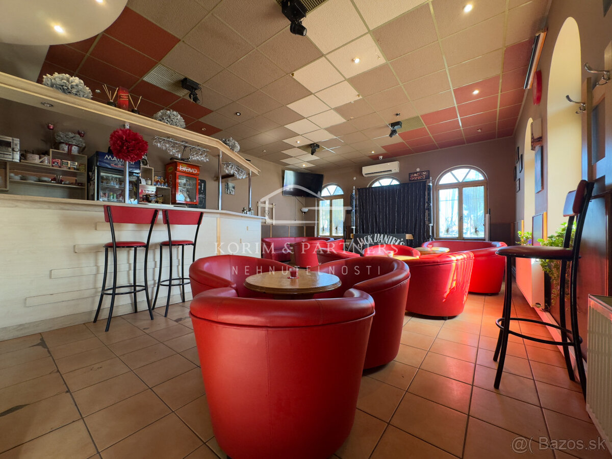 Fungujúci BAR pri hlavnej ceste,  Imeľ