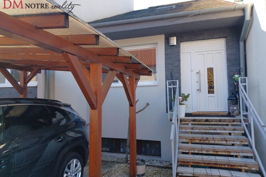 Rodinný dom po rekonštrukcii v obci Vidiná.