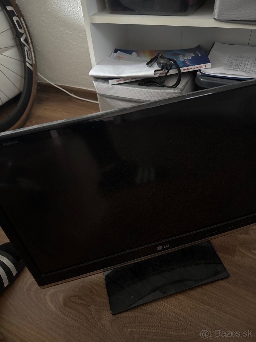 TV monitor
