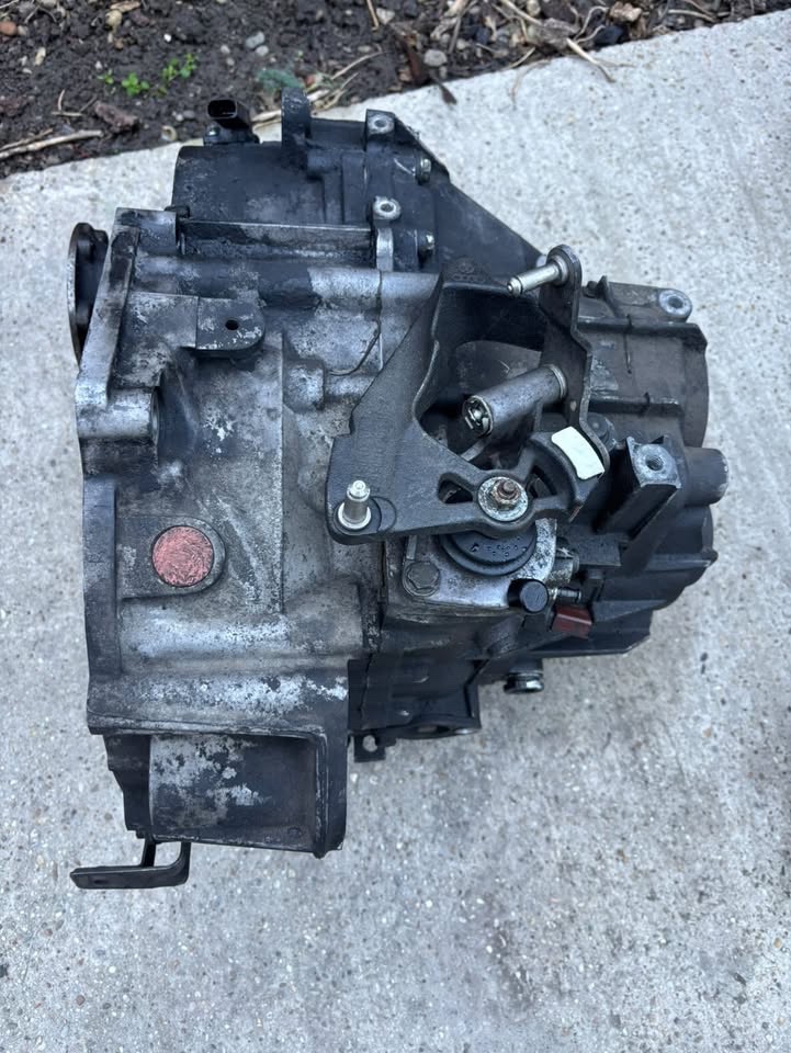 Predám funkčnú 6 stupňovú prevodovku kód EFF