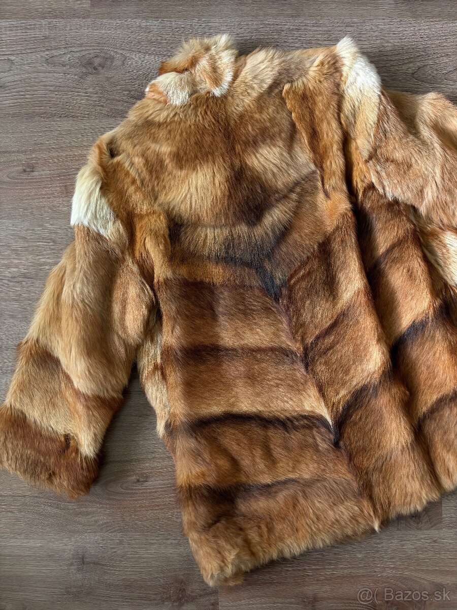 Vintage kabát z pravej kožušiny