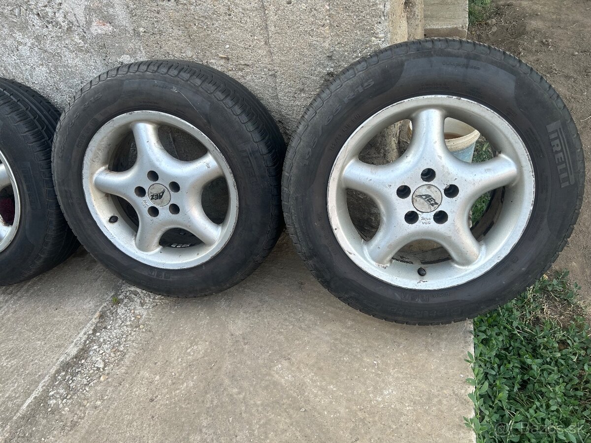 Elektróny R15 5x100