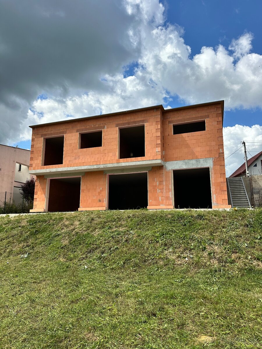 Predám RD v Trnovom