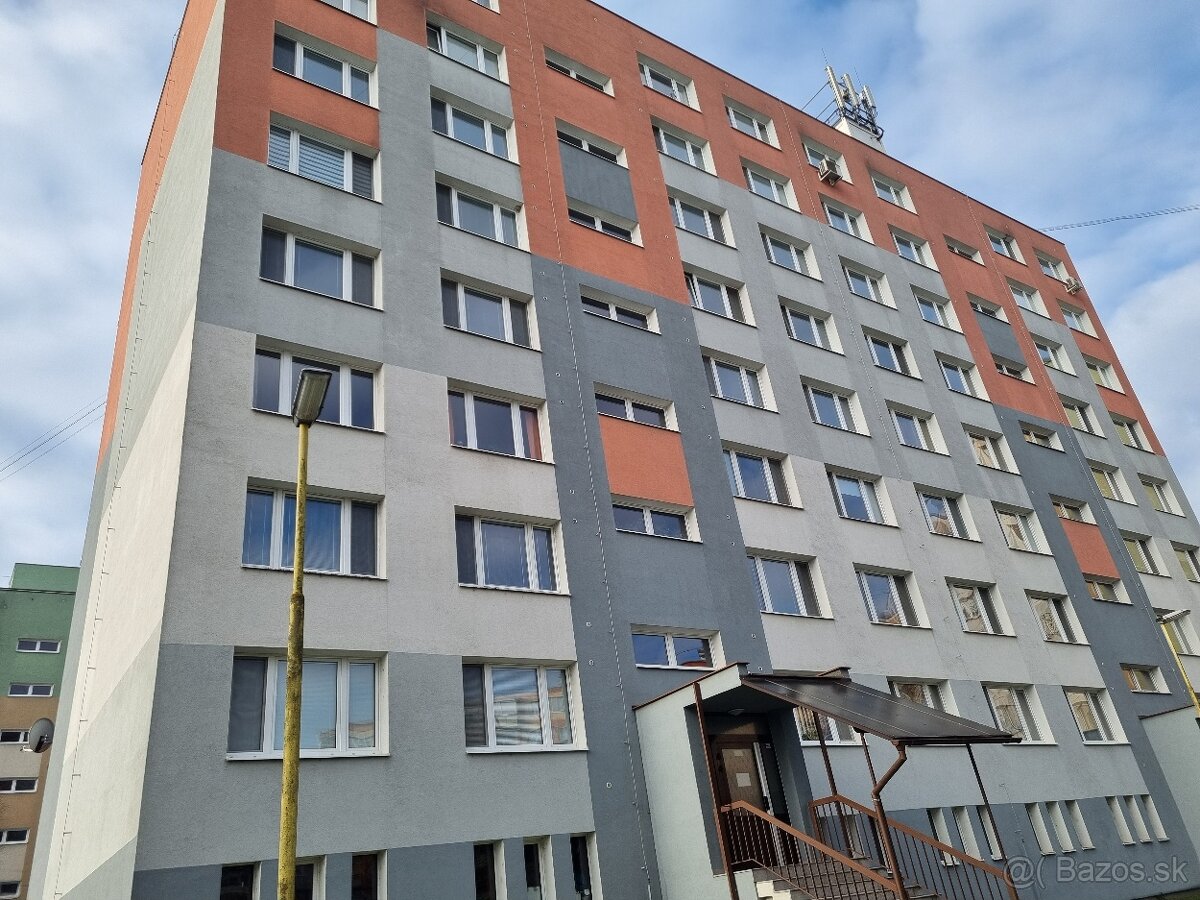 VÝHODNÁ PONUKA dvojizbový byt s balkónom v Lučenci