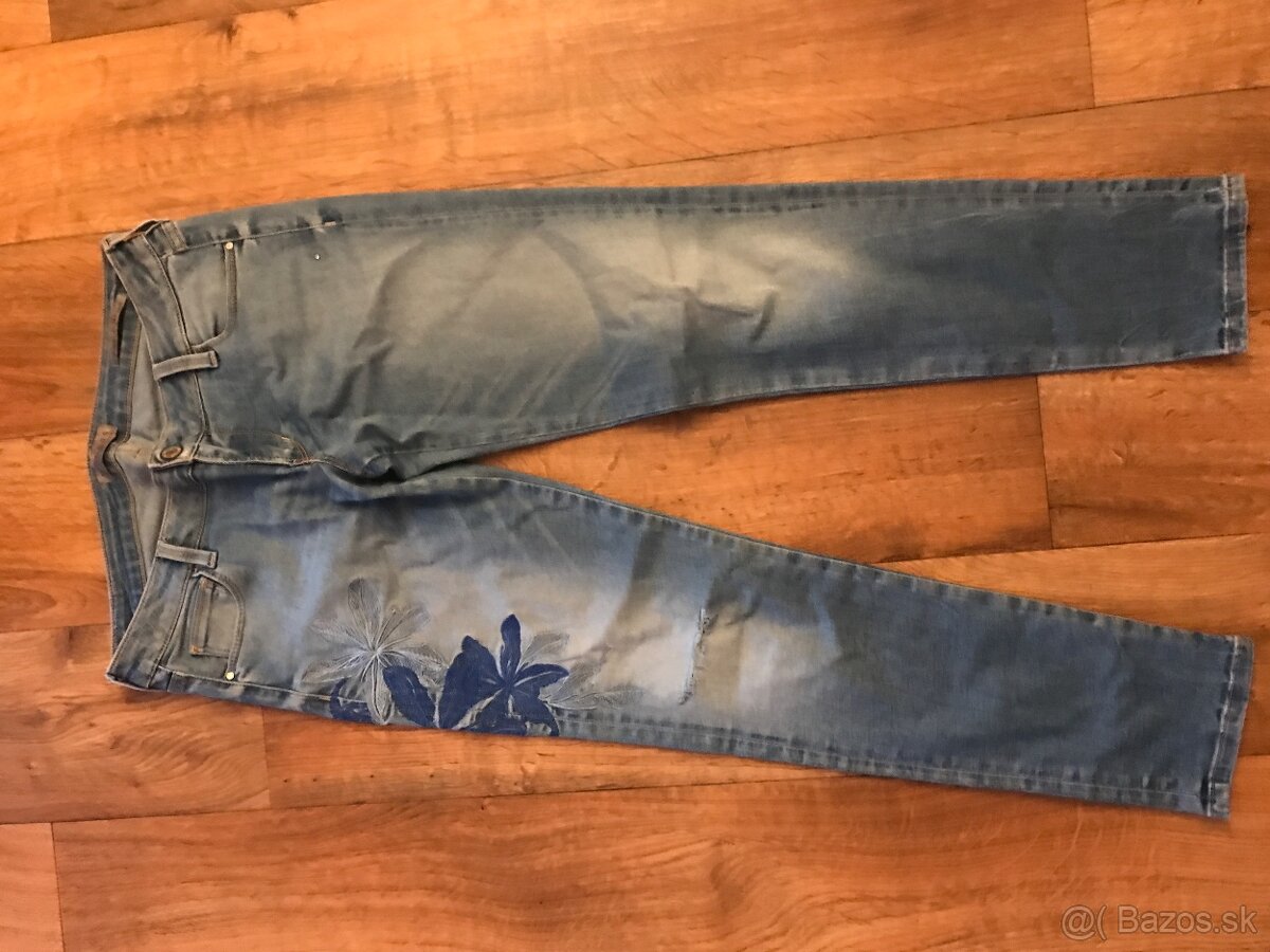 GUESS originál damske rifle z kryštálom w30 S/M