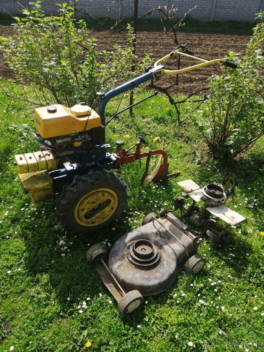 Predám malotraktor agzat