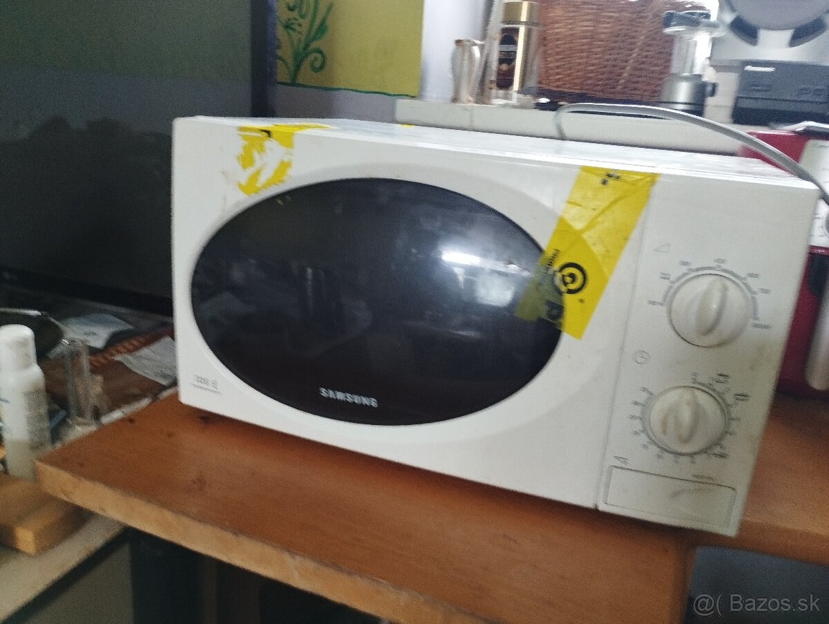 Predám mikrovlnnu rúru