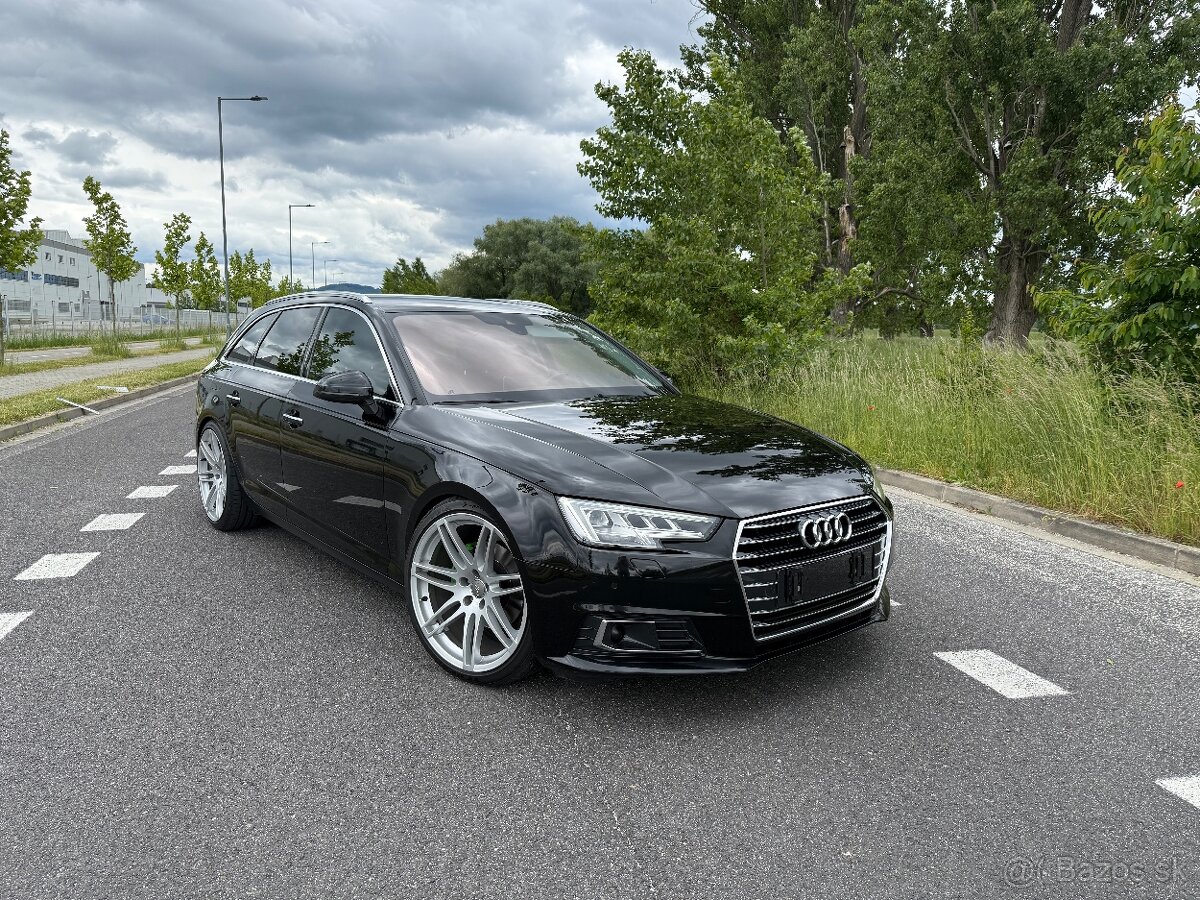 Audi A4 •VIRTUAL•MATRIX•F1•PAMÄŤ•ACC•Full