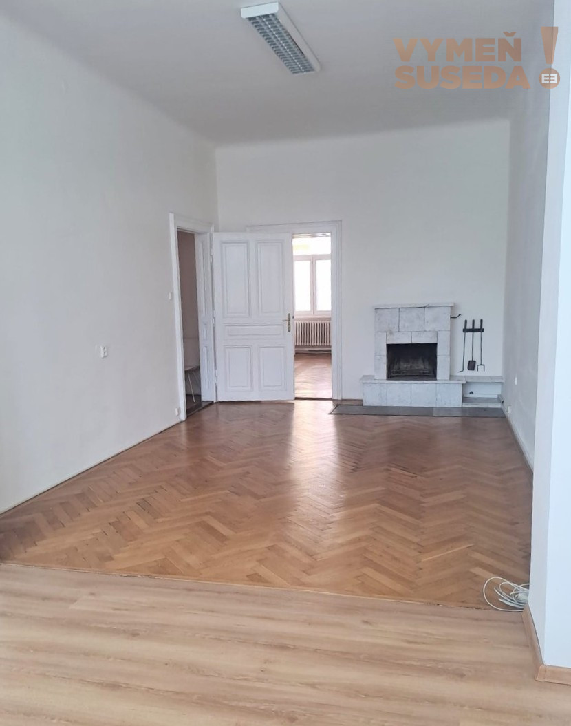 VYMEŇ SUSEDA - Výnimočný staromestky byt v centre mesta na p