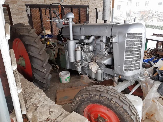 Zetor 25