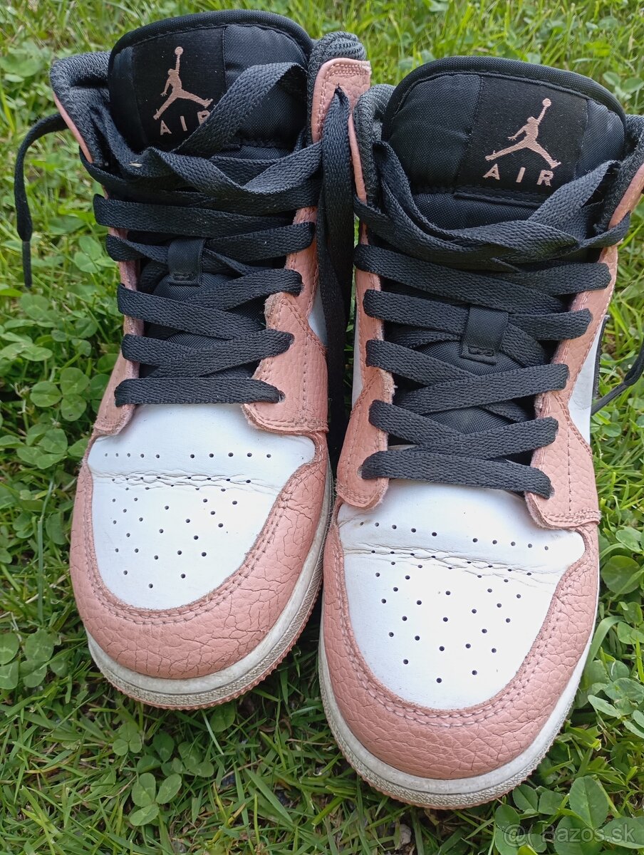 Jordan 1