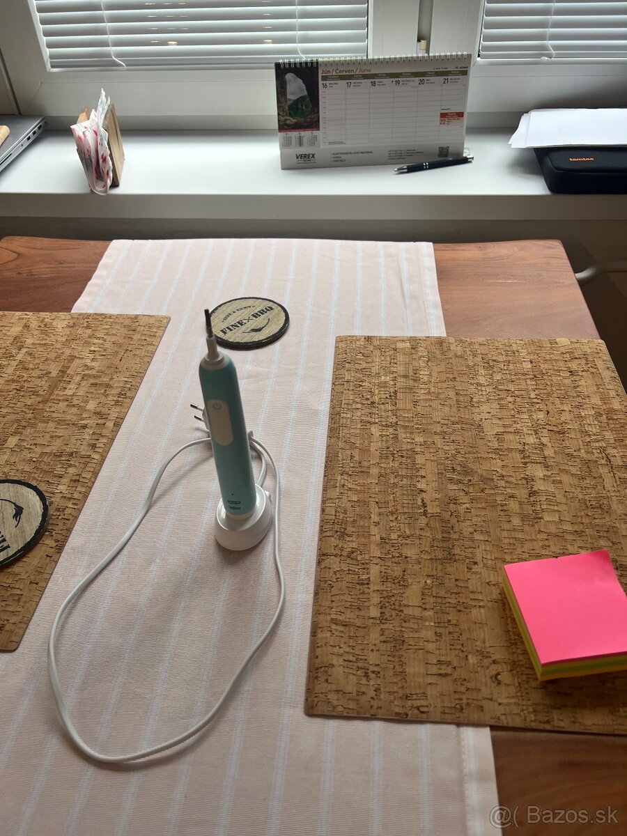 Elektricka zubná kefka