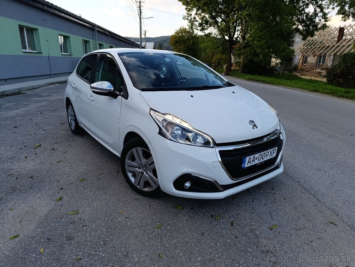 Peugeot 208 1.2 Pure Tech style