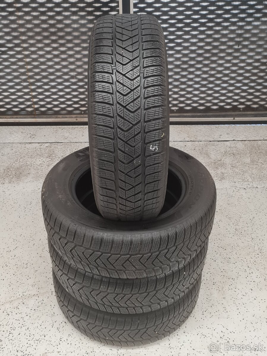 4x Pirelli Scorpion 215/65 R17 99H Zimné pneu