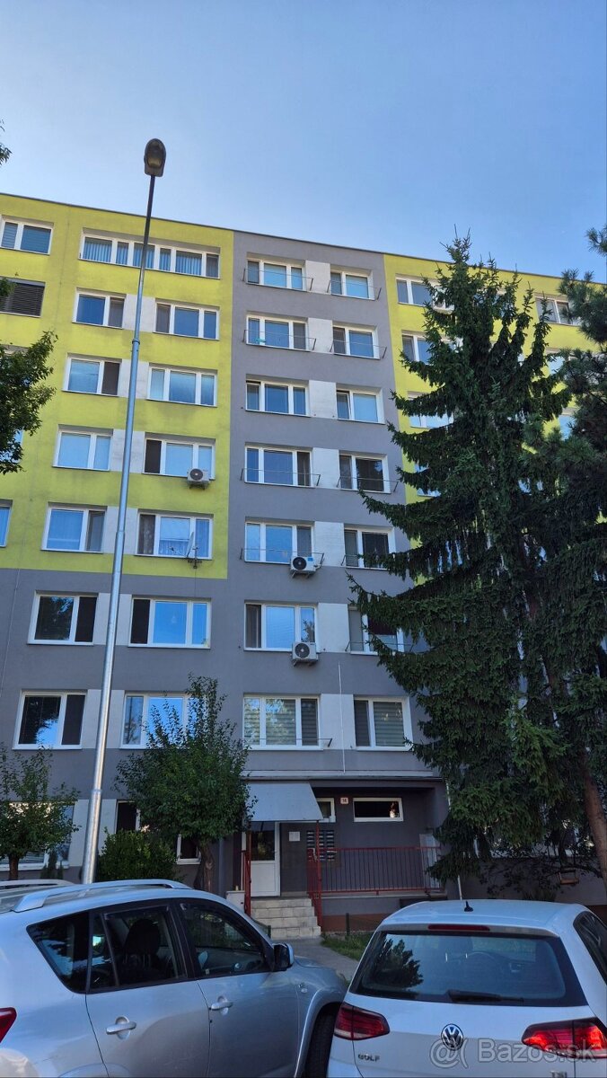 REZERVOVANÉ - 2-izbový byt pri OC Galeria - Inžinierska 14