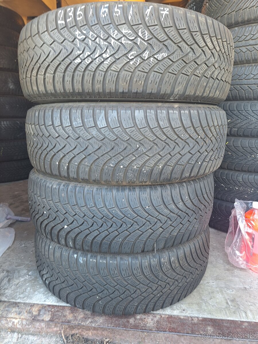 235/65/R17 Zimné 4ks
